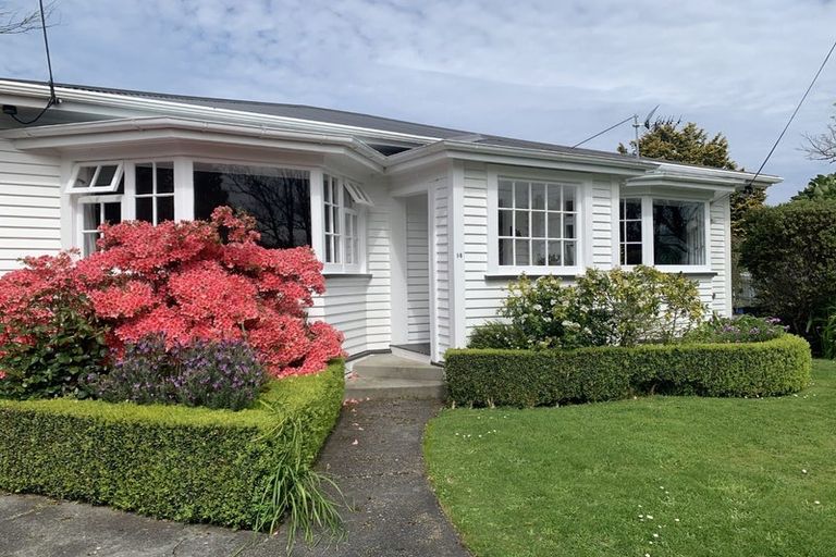 Photo of property in 14 Burnside Street, Waterloo, Lower Hutt, 5011