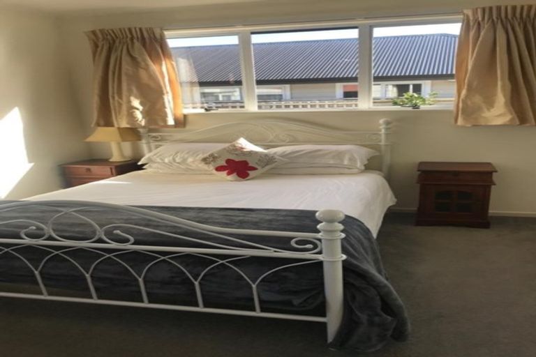 Photo of property in 34 Wilford Street, Woburn, Lower Hutt, 5011