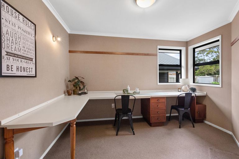 Photo of property in 12 Cooper Crescent, Morrinsville, 3300