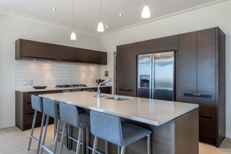 Photo of property in 2/70 Kitchener Road, Milford, Auckland, 0620