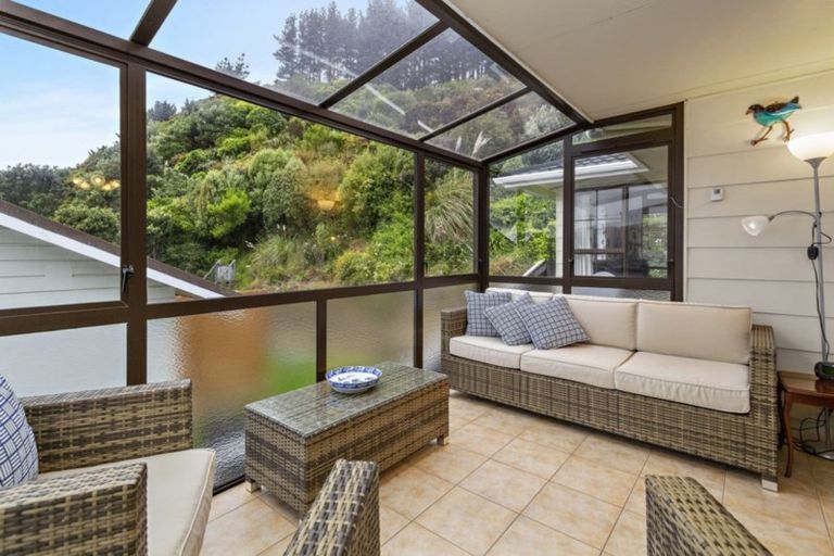 Photo of property in 51 Woodman Drive, Tawa, Wellington, 5028