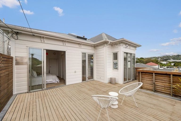 Photo of property in 2 Balmoral Terrace, Newtown, Wellington, 6021