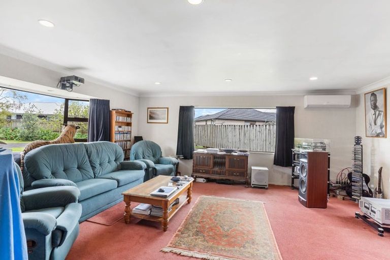 Photo of property in 591 Great South Road, Rosehill, Papakura, 2113