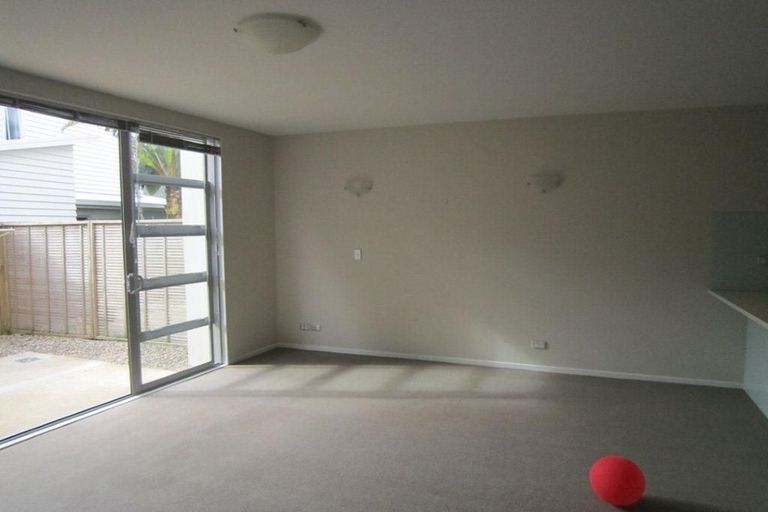 Photo of property in 35f Garnet Road, Westmere, Auckland, 1022