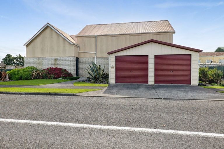 Photo of property in 38 London Street, Eltham, 4322