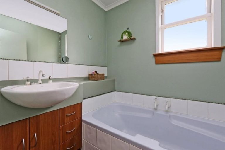 Photo of property in 729 Te Aute Road, Pakipaki, Hastings, 4172