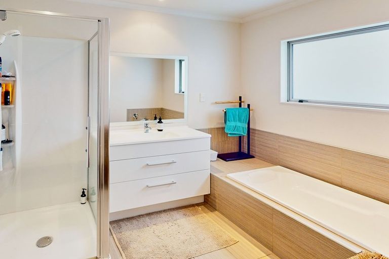 Photo of property in 12 Peel Lane, Aotea, Porirua, 5024