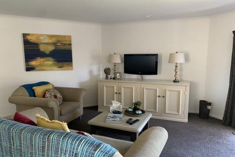 Photo of property in 67 Farringdon Avenue, Rototuna North, Hamilton, 3210