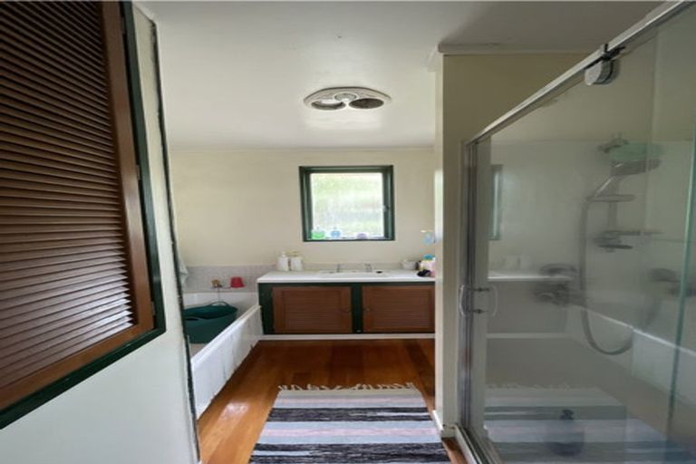 Photo of property in 16 Opal Avenue, Pakuranga, Auckland, 2010
