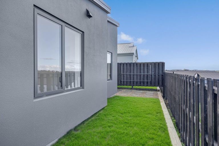 Photo of property in 22 Pourewa Street, Te Kauwhata, 3710