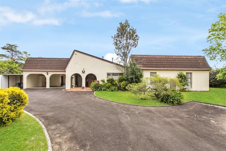 Photo of property in 135a Parrs Cross Road, Glen Eden, Auckland, 0612