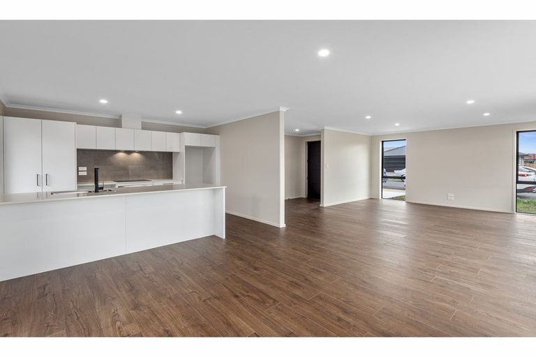 Photo of property in 12 Parera Crescent, Tikipunga, Whangarei, 0112