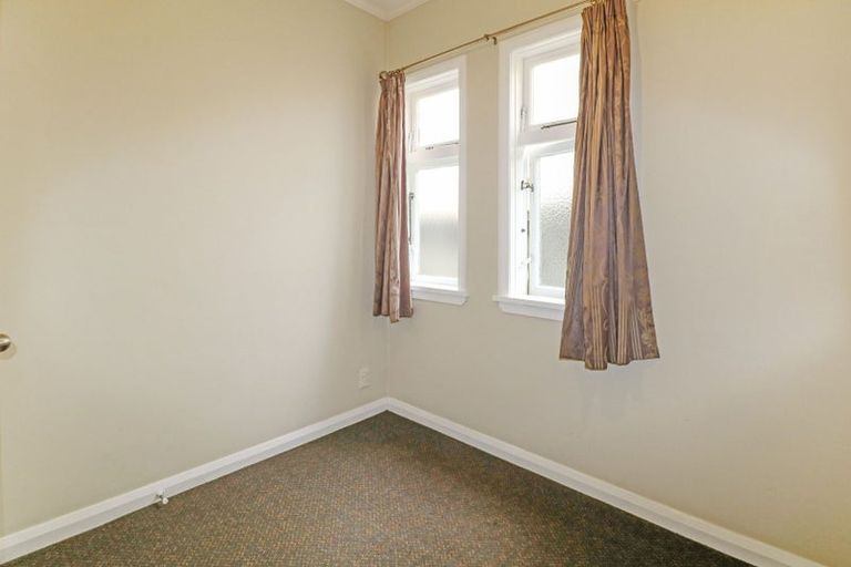 Photo of property in 8 Levy Street, Mount Victoria, Wellington, 6011