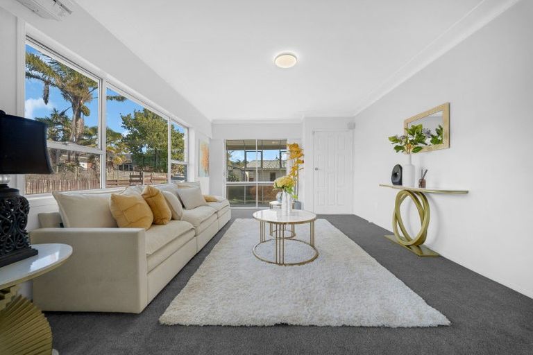 Photo of property in 3a Walpole Avenue, Hillpark, Auckland, 2102