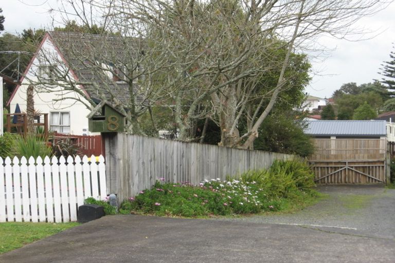Photo of property in 8 Chrisarda Place, Red Hill, Papakura, 2110