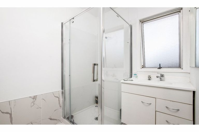 Photo of property in 34b Secretariat Place, Randwick Park, Auckland, 2105