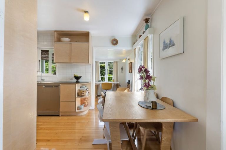 Photo of property in 67 Smythe Road, Henderson, Auckland, 0612