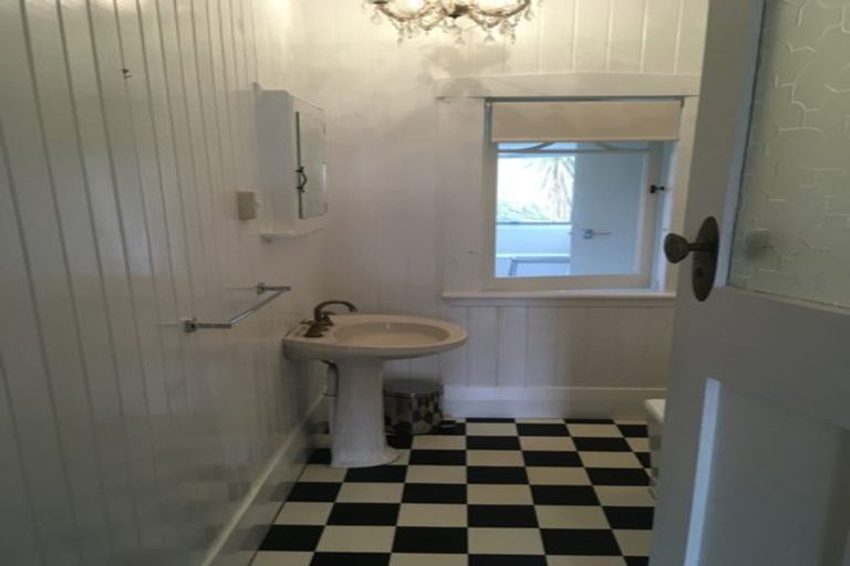 Photo of property in 1 Jellicoe Street, Ruawai, 0530