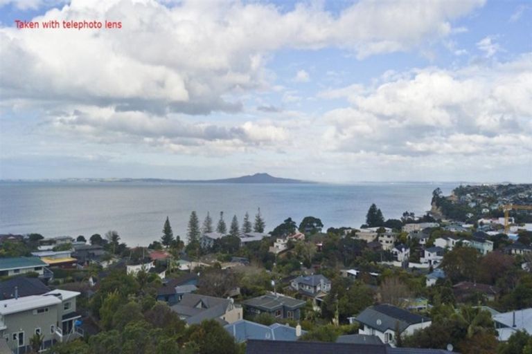 Photo of property in 841 Beach Road, Browns Bay, Auckland, 0630