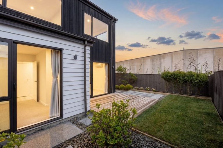 Photo of property in 8 Alexander French Close, Silverdale, 0932