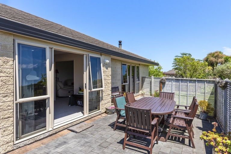 Photo of property in 56 Realm Drive, Paraparaumu, 5032