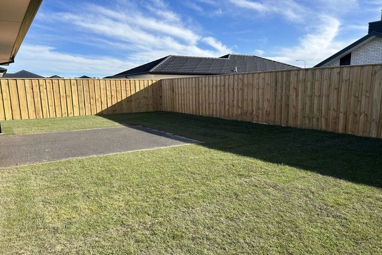 Photo of property in 74 Lenborough Drive, Rolleston, 7614