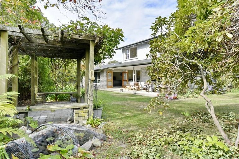 Photo of property in 125 West Belt, Rangiora, 7400