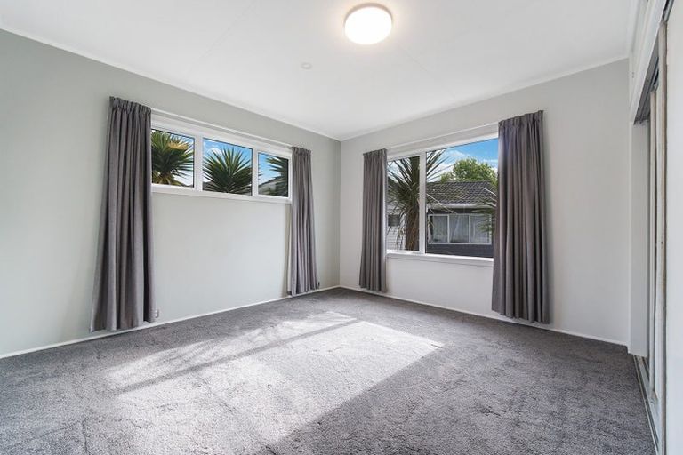 Photo of property in 30 Malvina Place, Bucklands Beach, Auckland, 2014