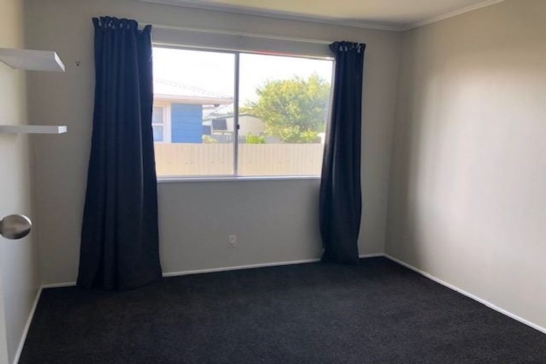 Photo of property in 12 William Benton Street, Featherston, 5710