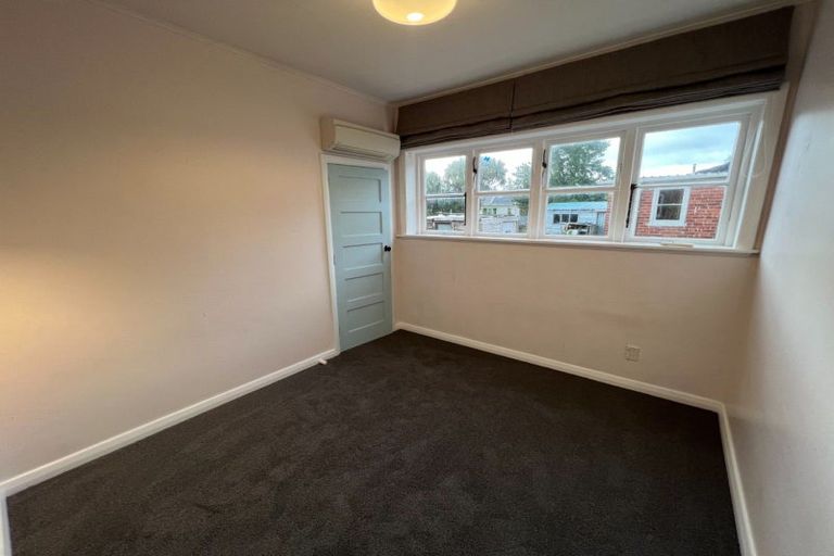 Photo of property in 63 Savage Crescent, West End, Palmerston North, 4412