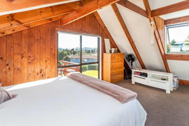 Photo of property in 111 Tirohanga Drive, Whangamata, 3620