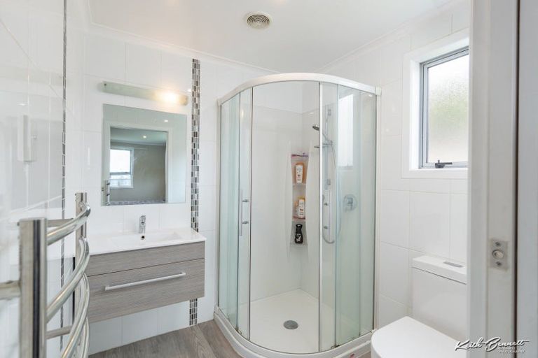 Photo of property in 182 Major Drive, Kelson, Lower Hutt, 5010