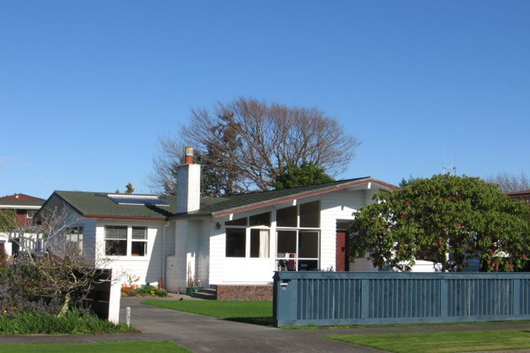 Photo of property in 36 Henare Street, West End, Palmerston North, 4412