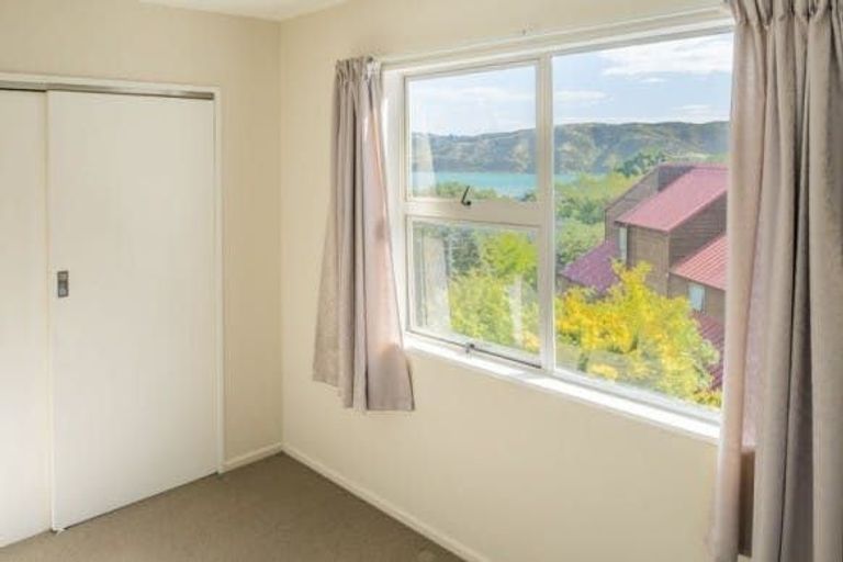 Photo of property in 26 Kiriwai Road, Paremata, Porirua, 5024