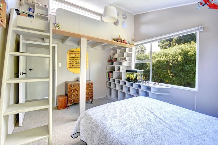 Photo of property in 17 Virginia Avenue, Broad Bay, Dunedin, 9014