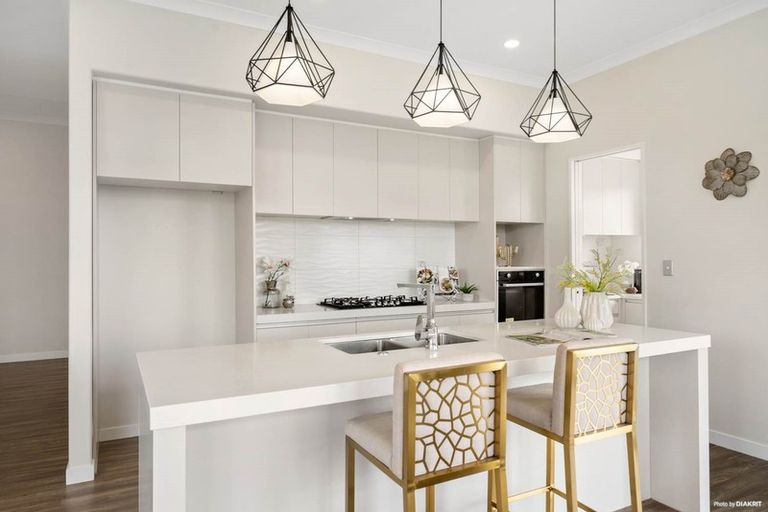 Photo of property in 16 Paso Fino Crescent, Karaka, Papakura, 2113