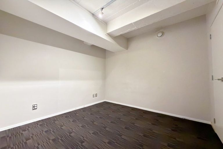 Photo of property in Vespa Apartments, 203/20 Hanson Street, Mount Cook, Wellington, 6021