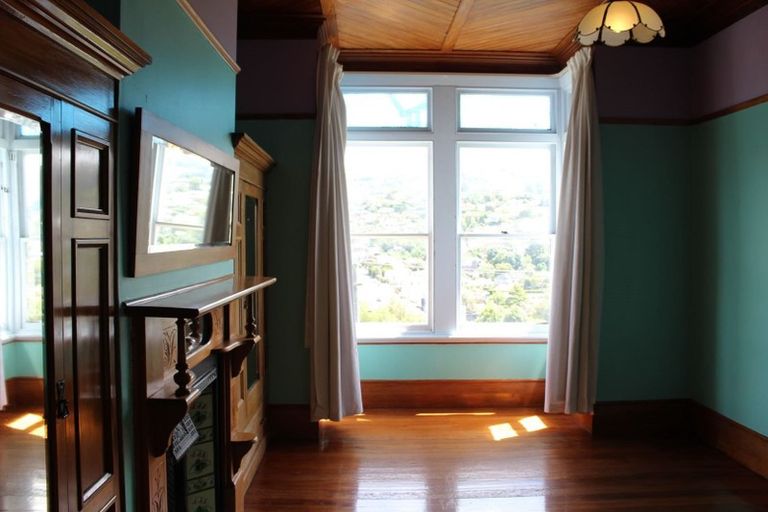 Photo of property in 32 Hereford Street, Kaikorai, Dunedin, 9010