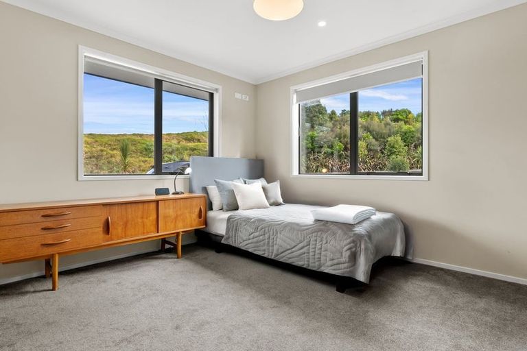 Photo of property in 2d Country Club Lane, Waiuku, 2123