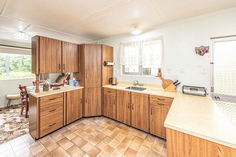 Photo of property in 5 Fookes Street, Waverley, 4510