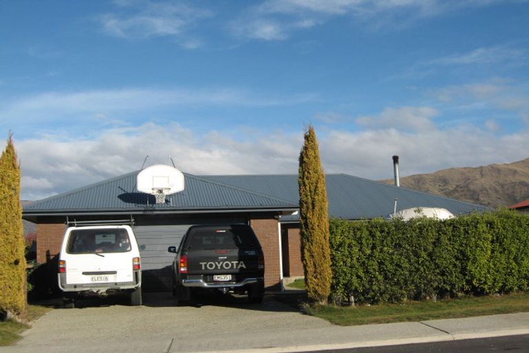 Photo of property in 22 Plantation Road, Wanaka, 9305