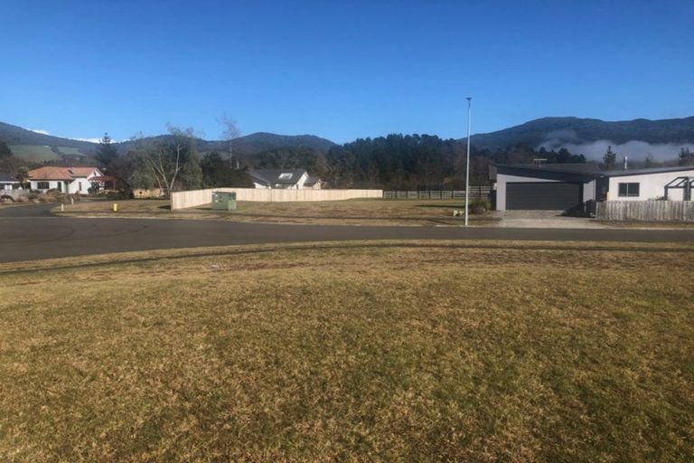 Photo of property in 13 Ngahana Place, Turangi, 3334