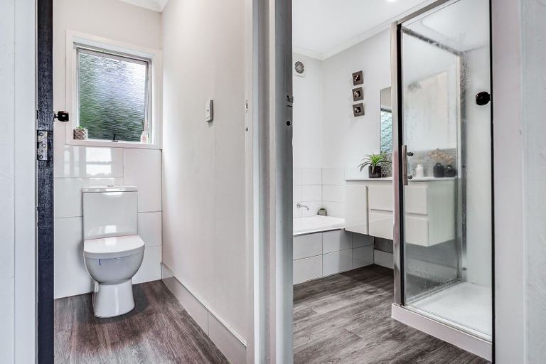 Photo of property in 11 Caernarvon Street, Dinsdale, Hamilton, 3204