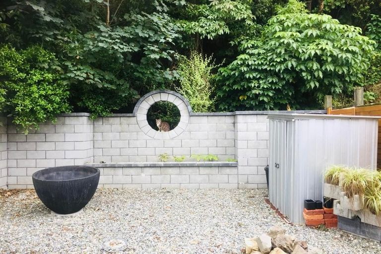 Photo of property in 34a Ranelagh Street, Karori, Wellington, 6012