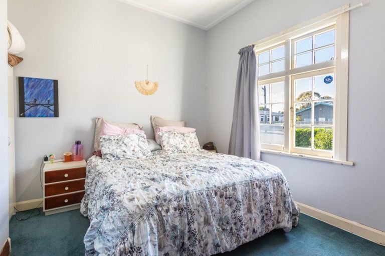 Photo of property in 41 Burns Street, Dannevirke, 4930