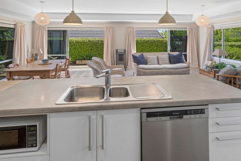 Photo of property in 40 Marino Grove, Richmond, 7020