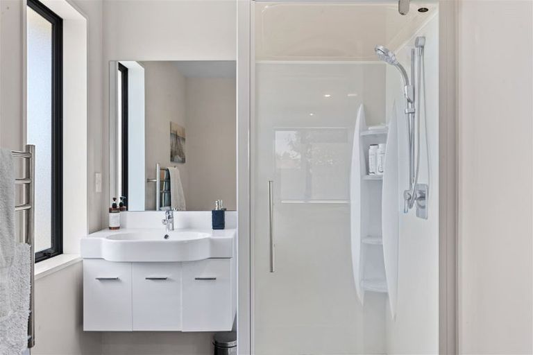 Photo of property in 10 Devlin Avenue, Rangiora, 7400