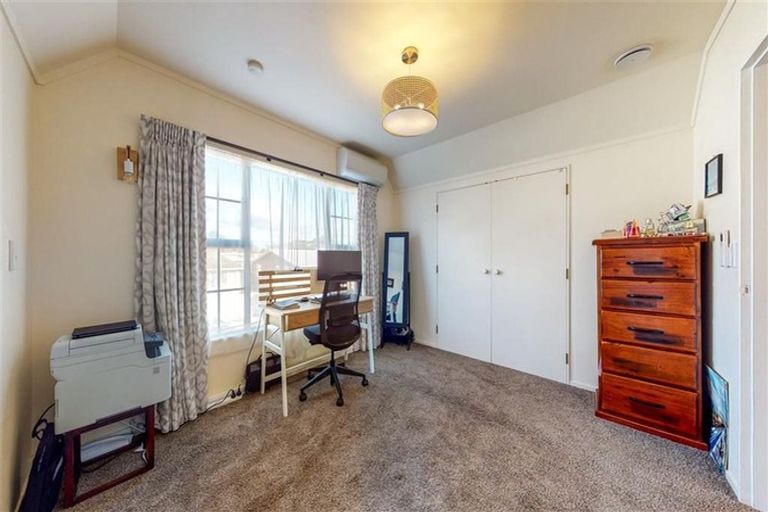 Photo of property in 20 Stamford Grove, Avalon, Lower Hutt, 5011