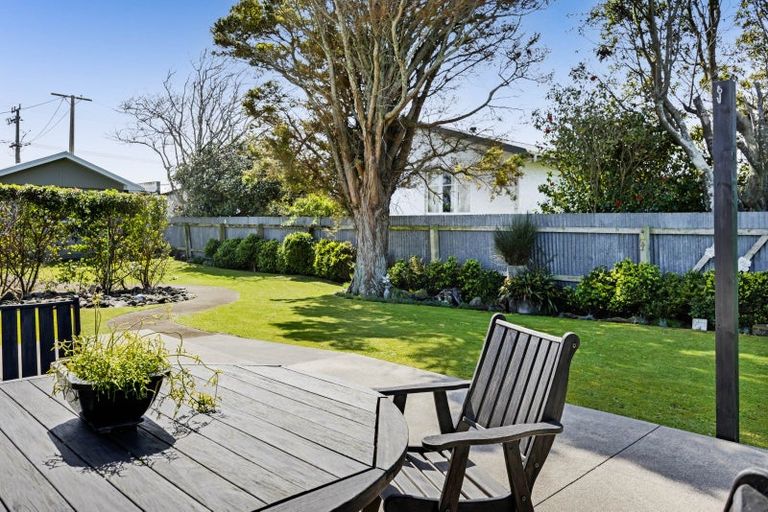 Photo of property in 107-109 Ihaia Road, Opunake, 4616