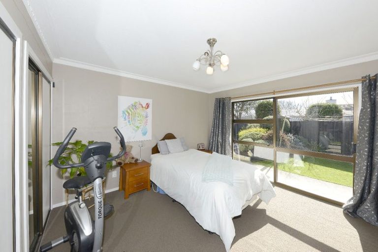 Photo of property in 448c Harewood Road, Harewood, Christchurch, 8051